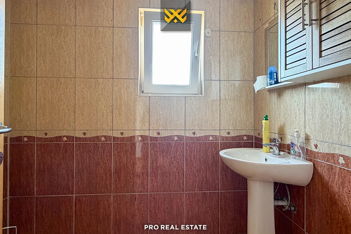 Zyrë 118m² me #QIRA në Qendër
