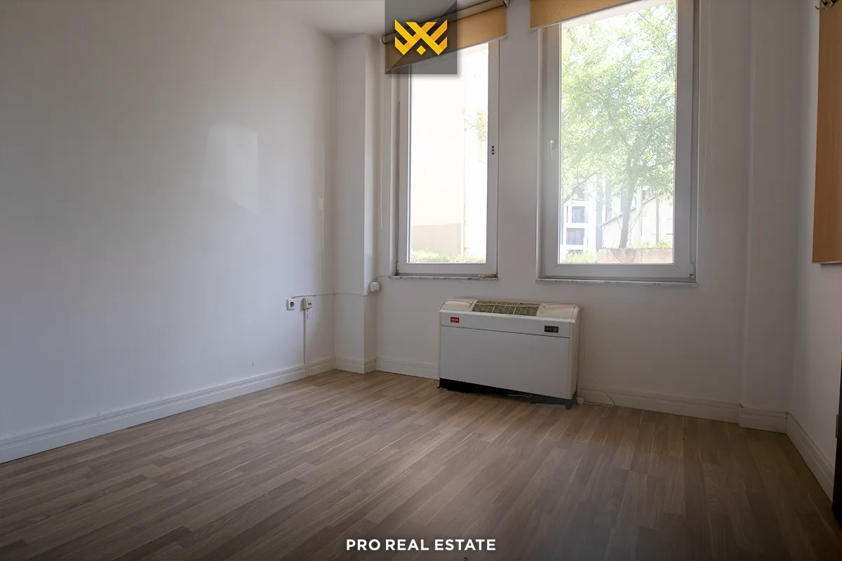 Zyrë 200m² me #QIRA te Mati 1.