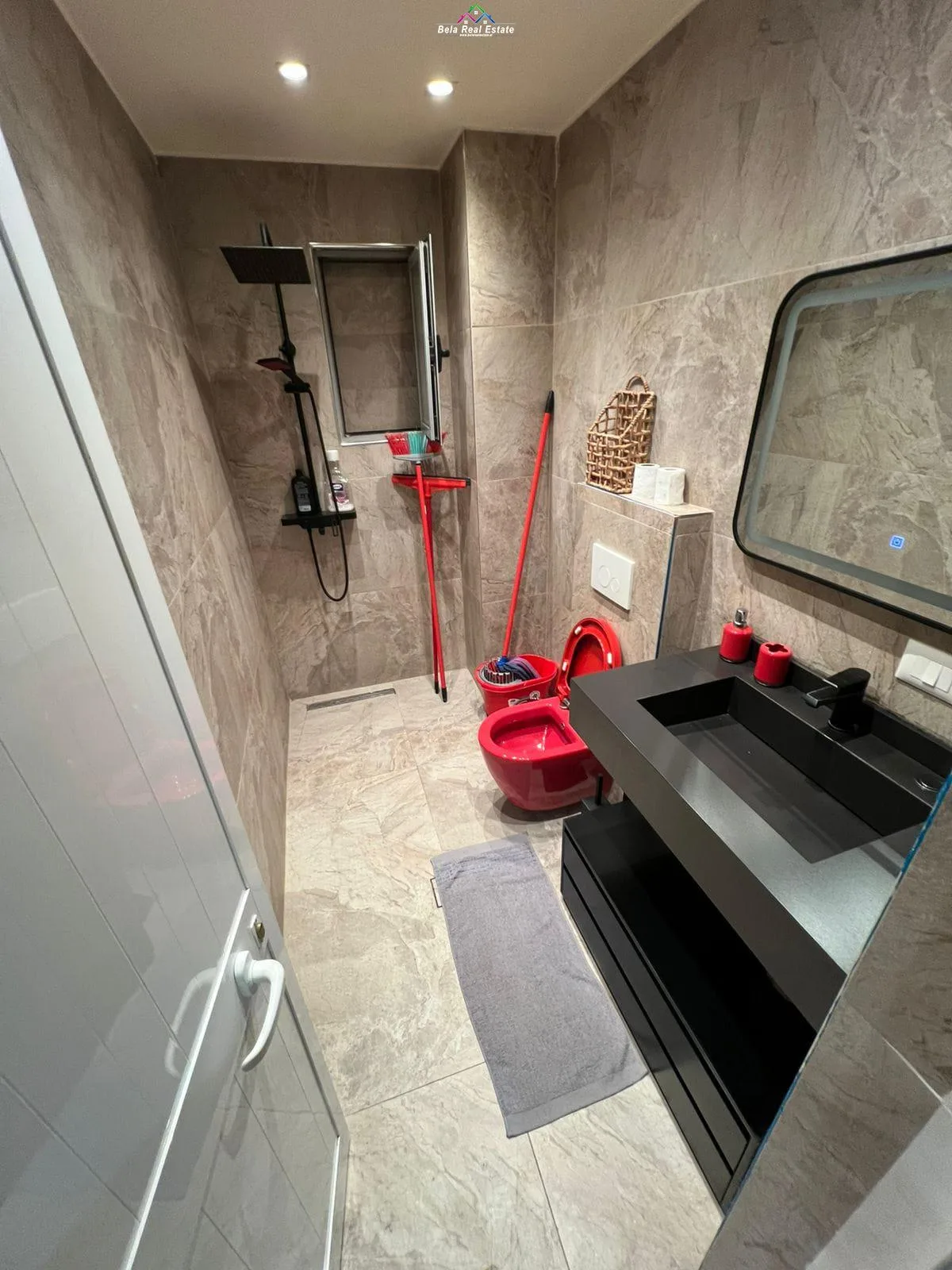 Apartament Me Qera 2+1 Tek Rruga Bardhyl (ID B2201769) Tirane