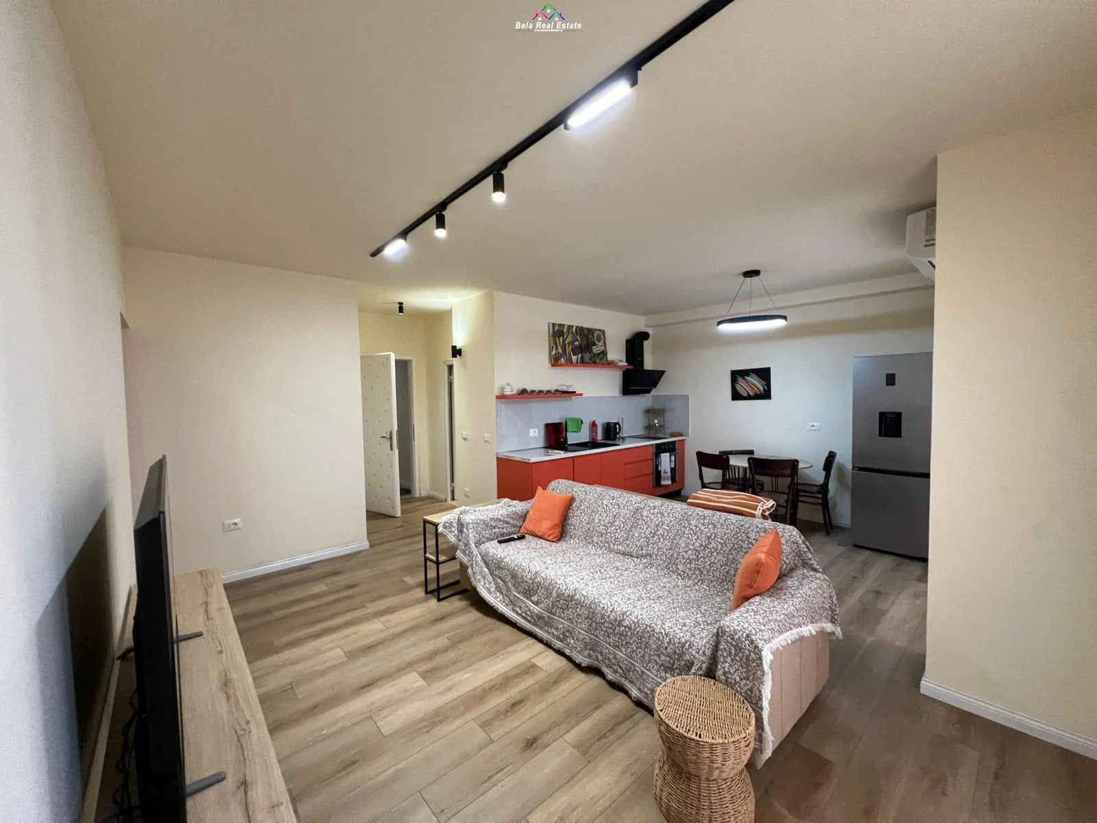 Apartament Me Qera 2+1 Tek Rruga Bardhyl (ID B2201769) Tirane