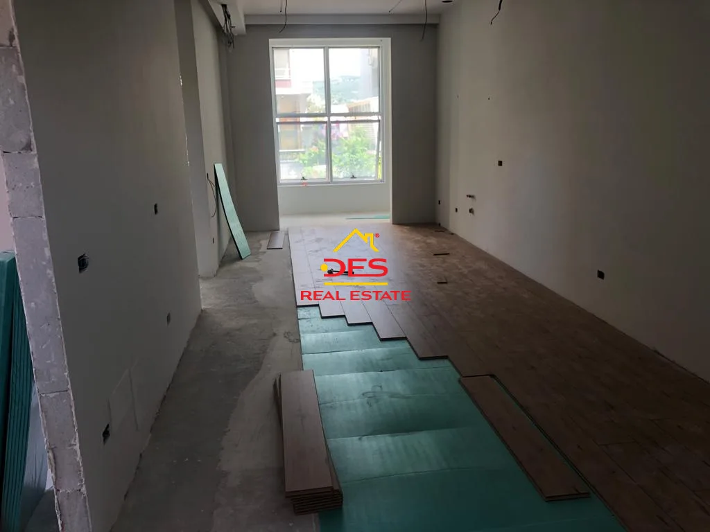 SHITET APARTAMENT 2+1 PRANË GAMA MARKET,VLORË 📍Rruga Misto Male,Vlorë