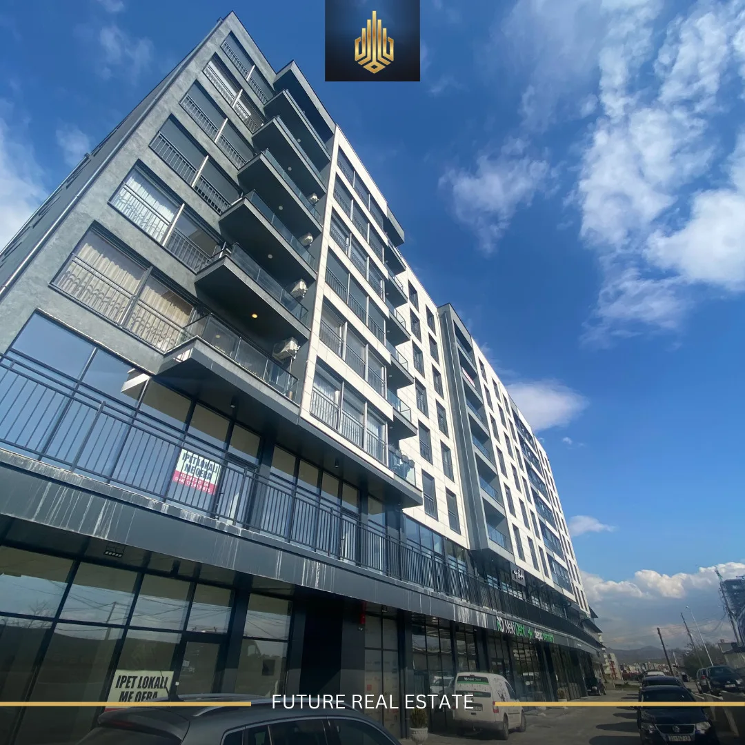 Lokal me QERA/130m²