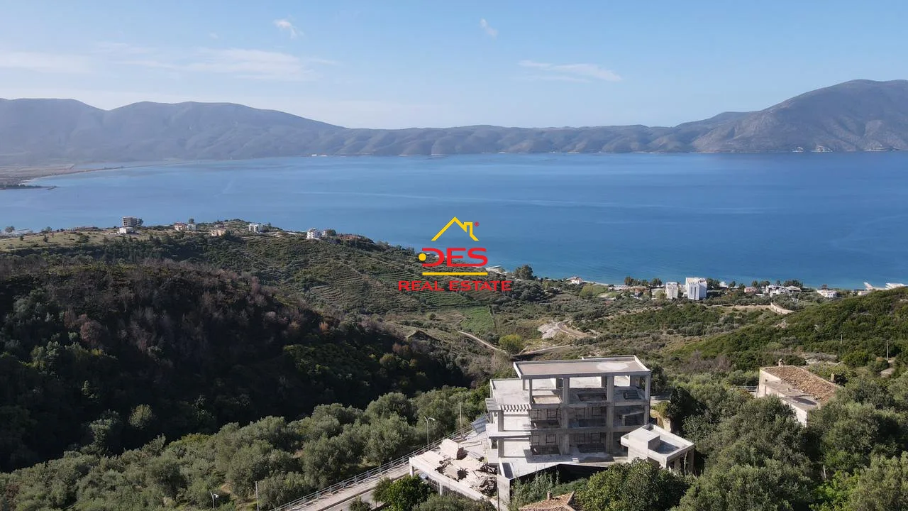 Shitet apartament 2+1 në kompleksin më të ri në radhimë, vlorë.