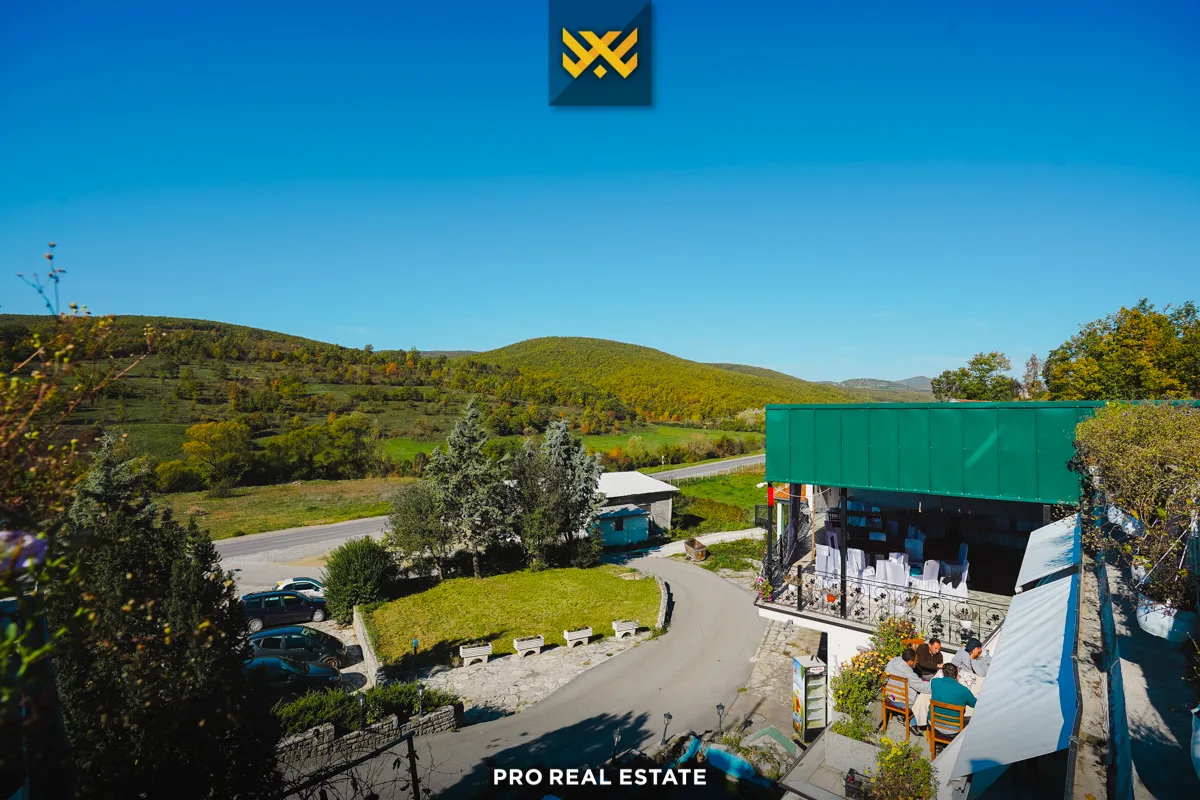 Objekt 3000m² për #SHITJE në Bresalc