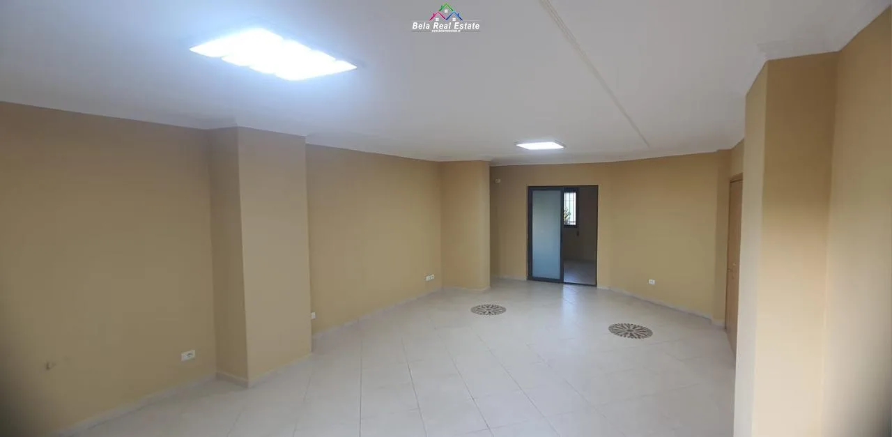 Zyre Me Qera Ne Qender (ID BZ2442)Tirane