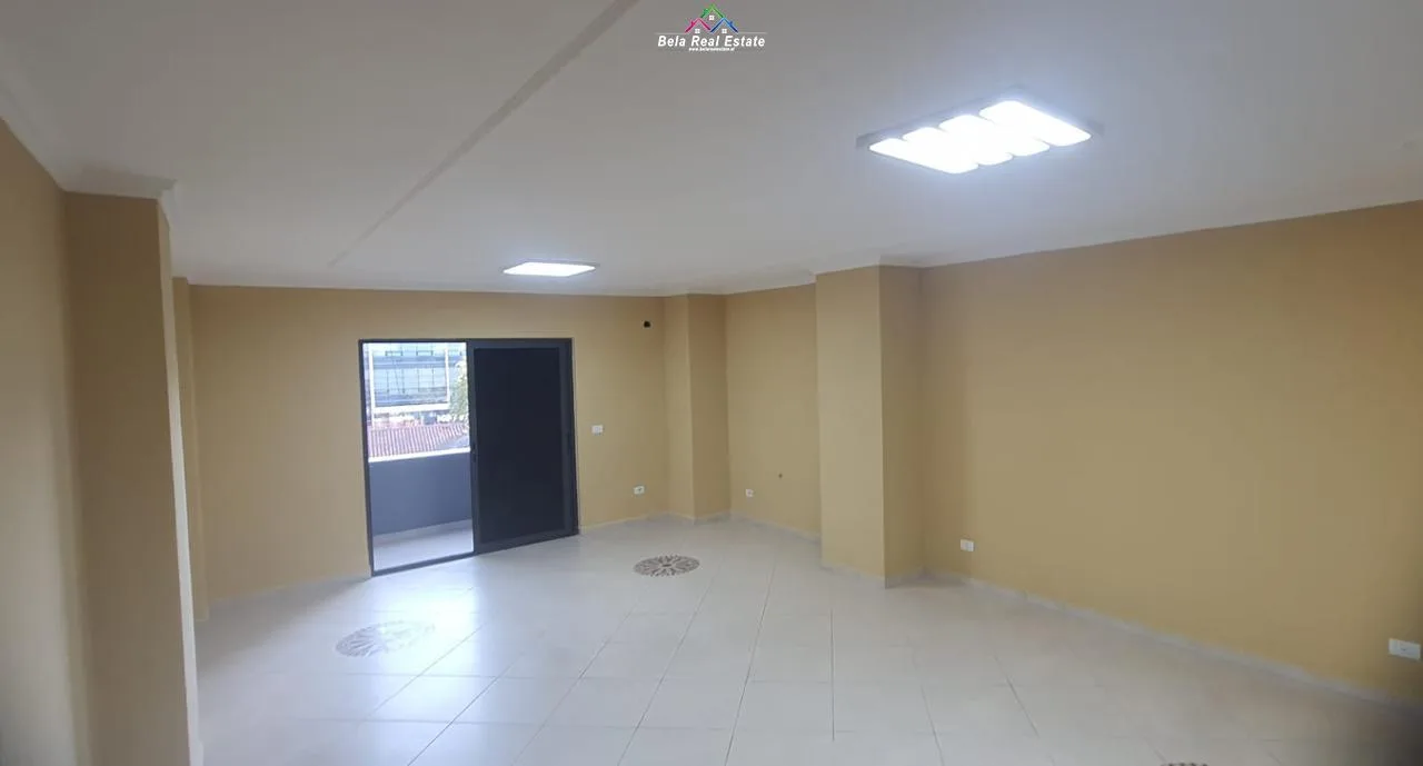 Zyre Me Qera Ne Qender (ID BZ2442)Tirane