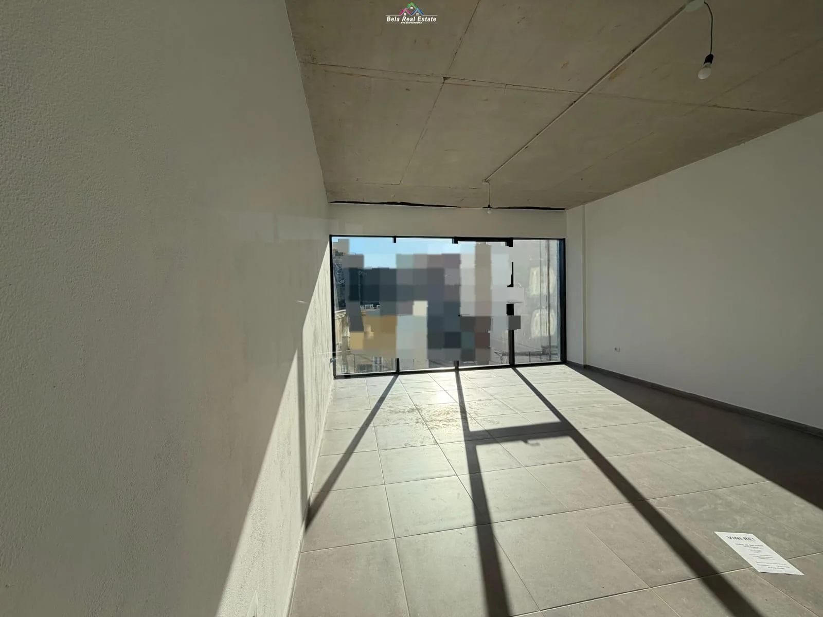Zyre Me Qera tek Rruga e Barrikadave (ID BZ2908) Tirane