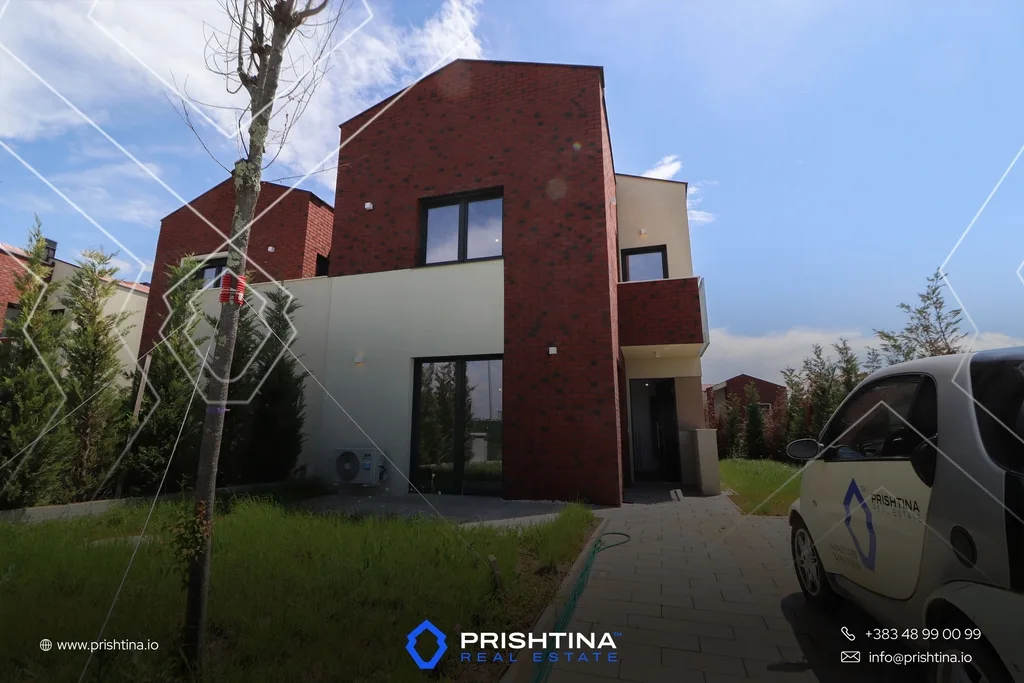 Shtëpi me qira 200m² në Veternik