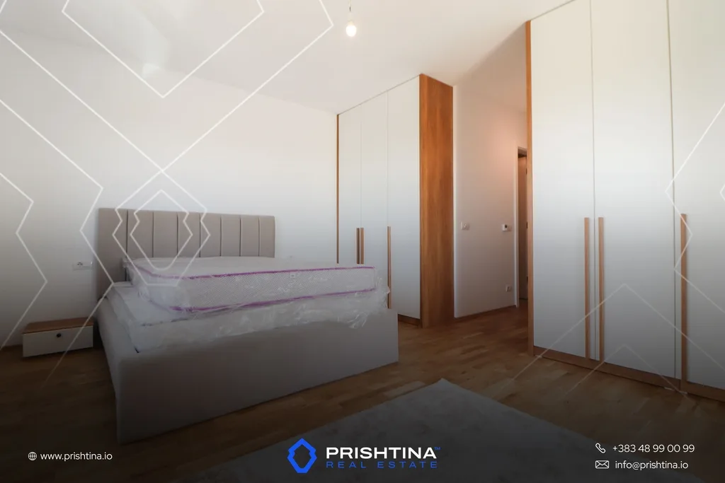 Shtëpi me qira 200m² në Veternik