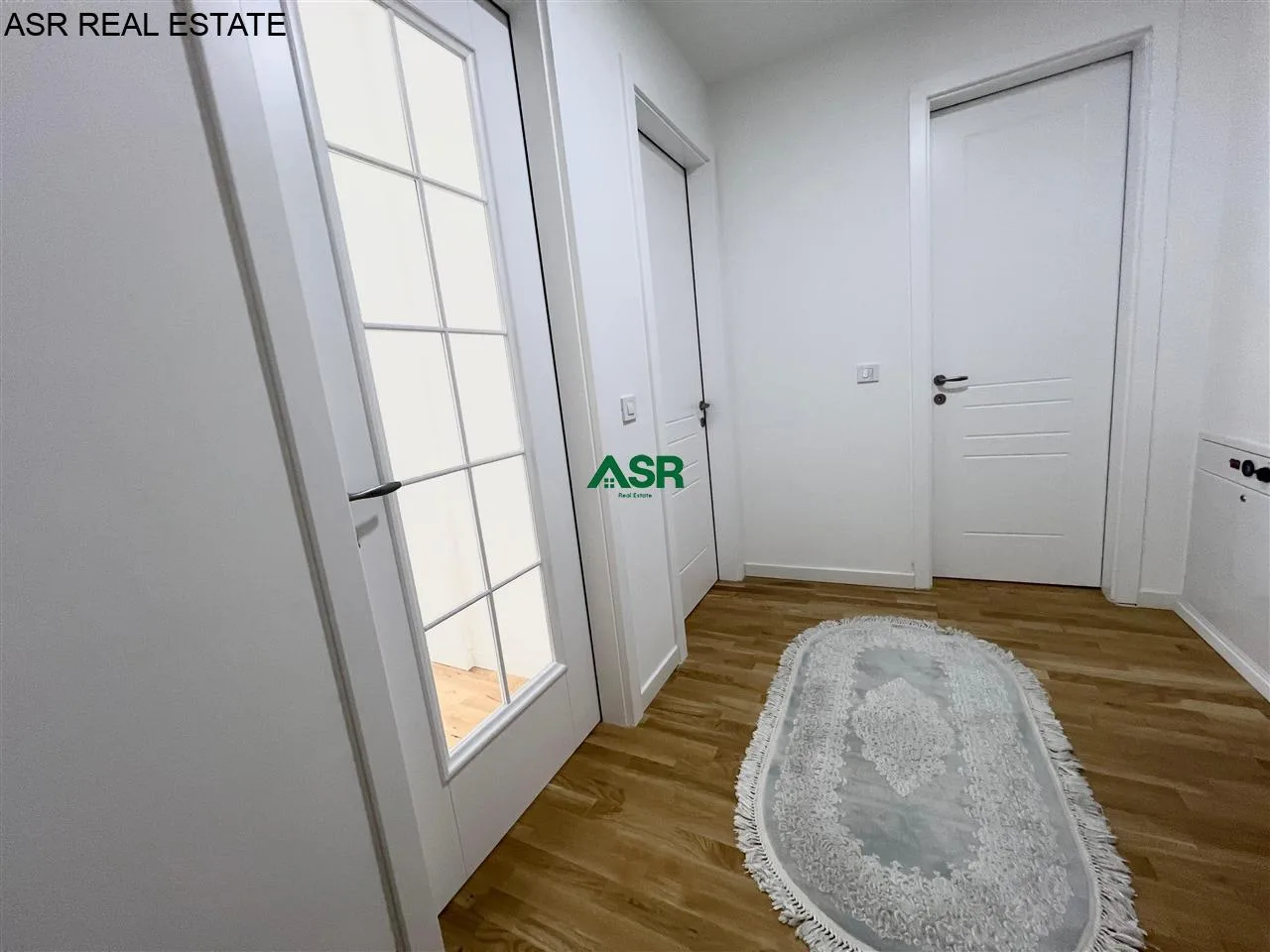 #ID:4102 Banesë 63m2 me #qira në lagjen e Muhaxherëve tek parku.