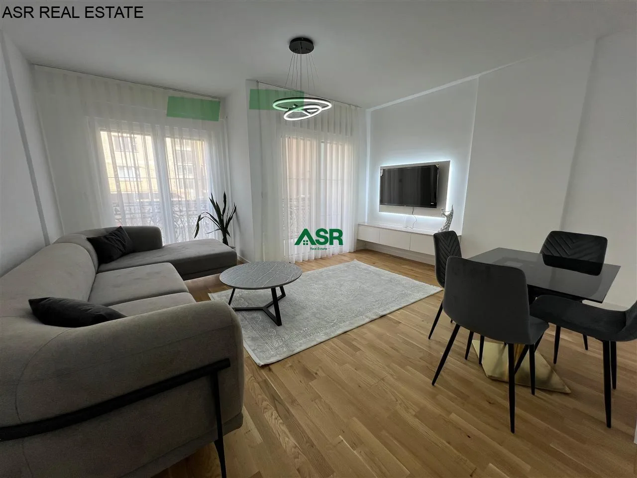 #ID:4102 Banesë 63m2 me #qira në lagjen e Muhaxherëve tek parku.
