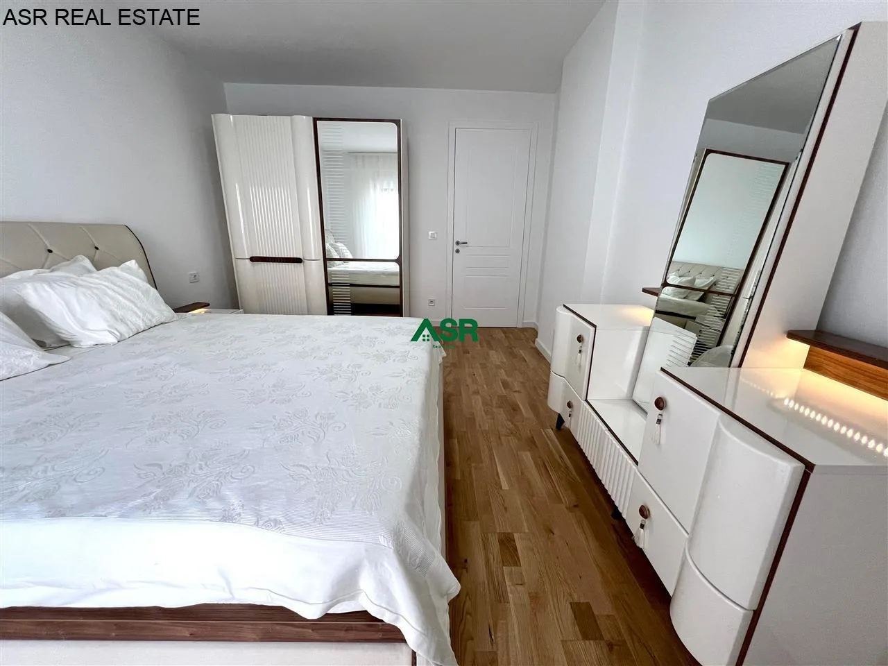 #ID:4102 Banesë 63m2 me #qira në lagjen e Muhaxherëve tek parku.