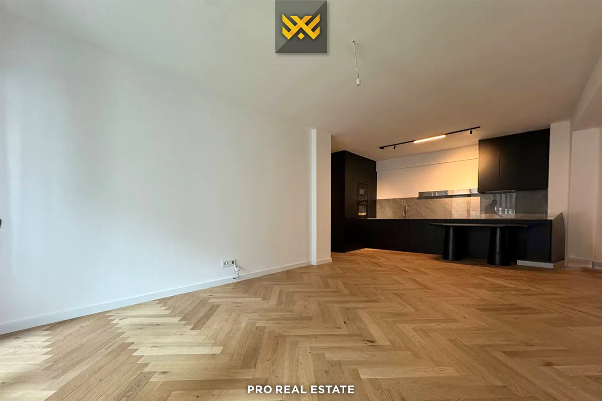 Banesë / Zyrë 120m² me #QIRA në Lakrishtë