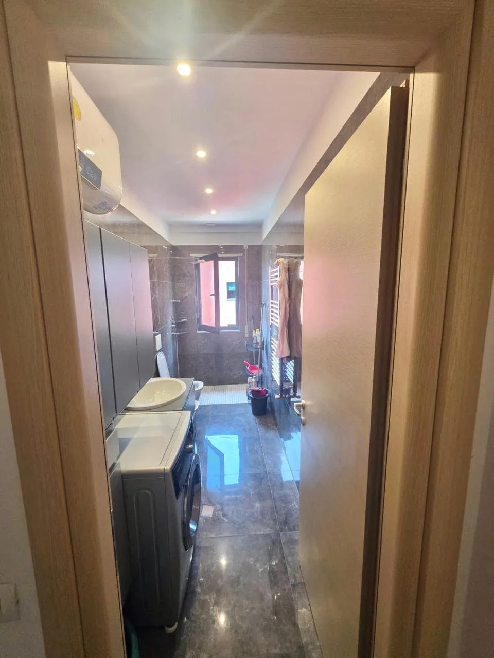Apartament Me Qera 2+1+post parkimi ne Astir (ID B2201452) Tirane