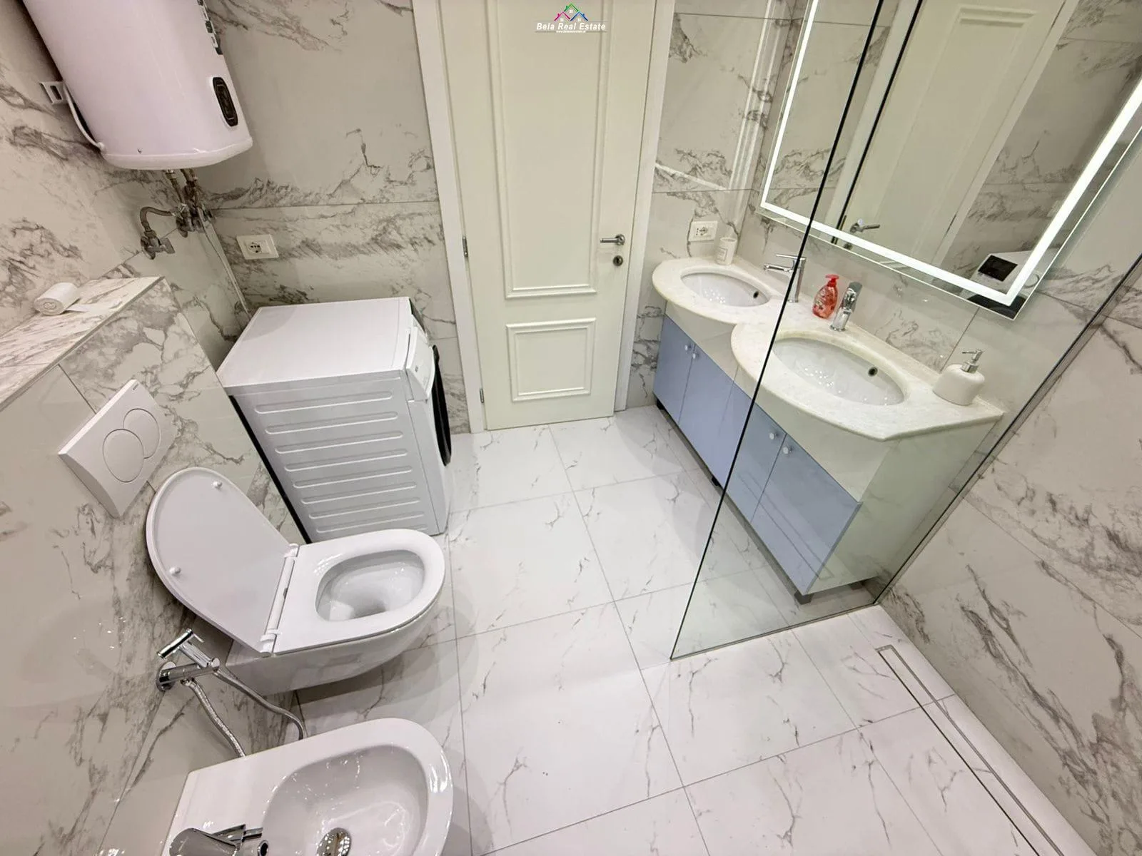 Apartament Me Qera 2+1+2 Tek Shallvaret (ID B2201708) Tirane