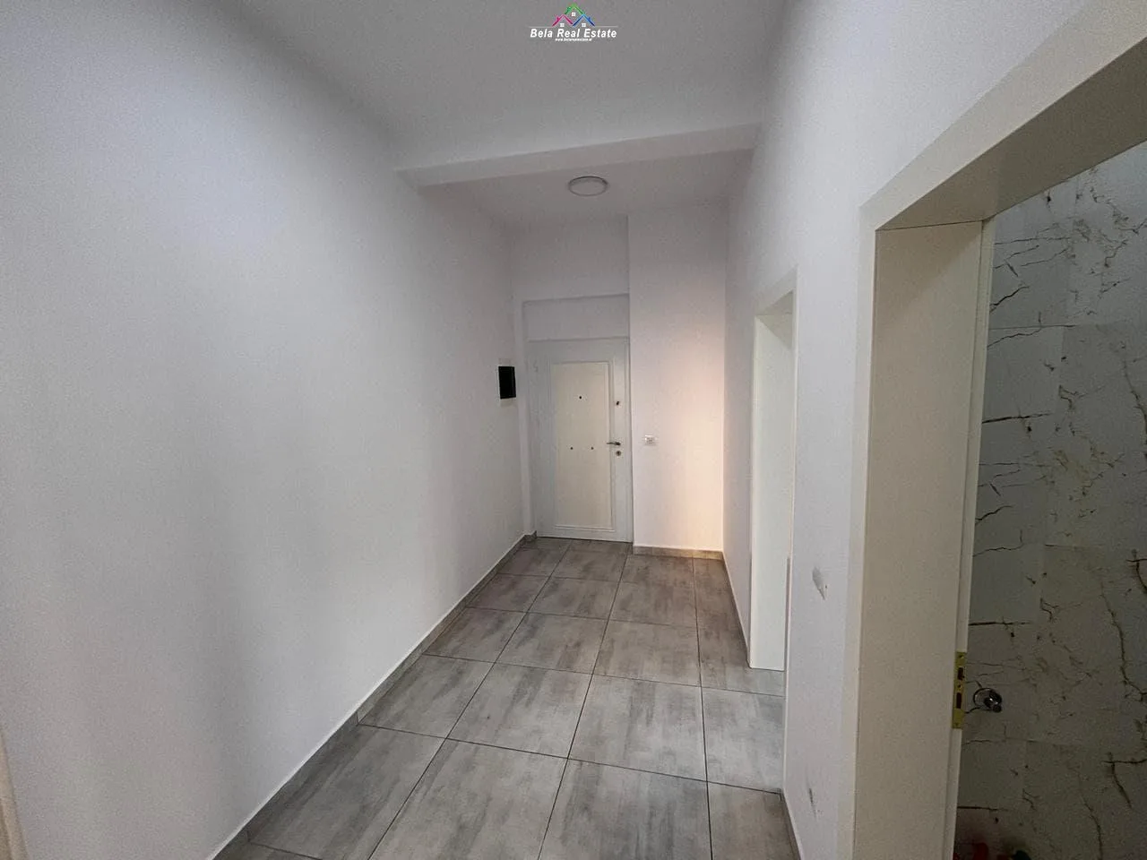 Zyre me Qera 2+1 tek Rruga e Dibres (ID BZ2718) Tirane.