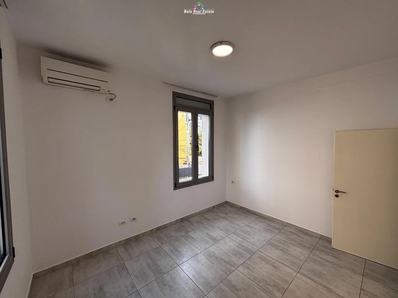 Zyre me Qera 2+1 tek Rruga e Dibres (ID BZ2718) Tirane.