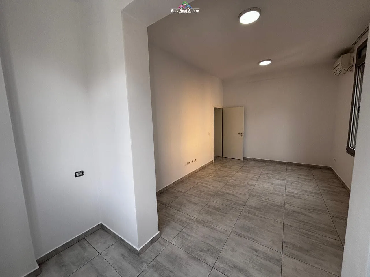 Zyre me Qera 2+1 tek Rruga e Dibres (ID BZ2718) Tirane.