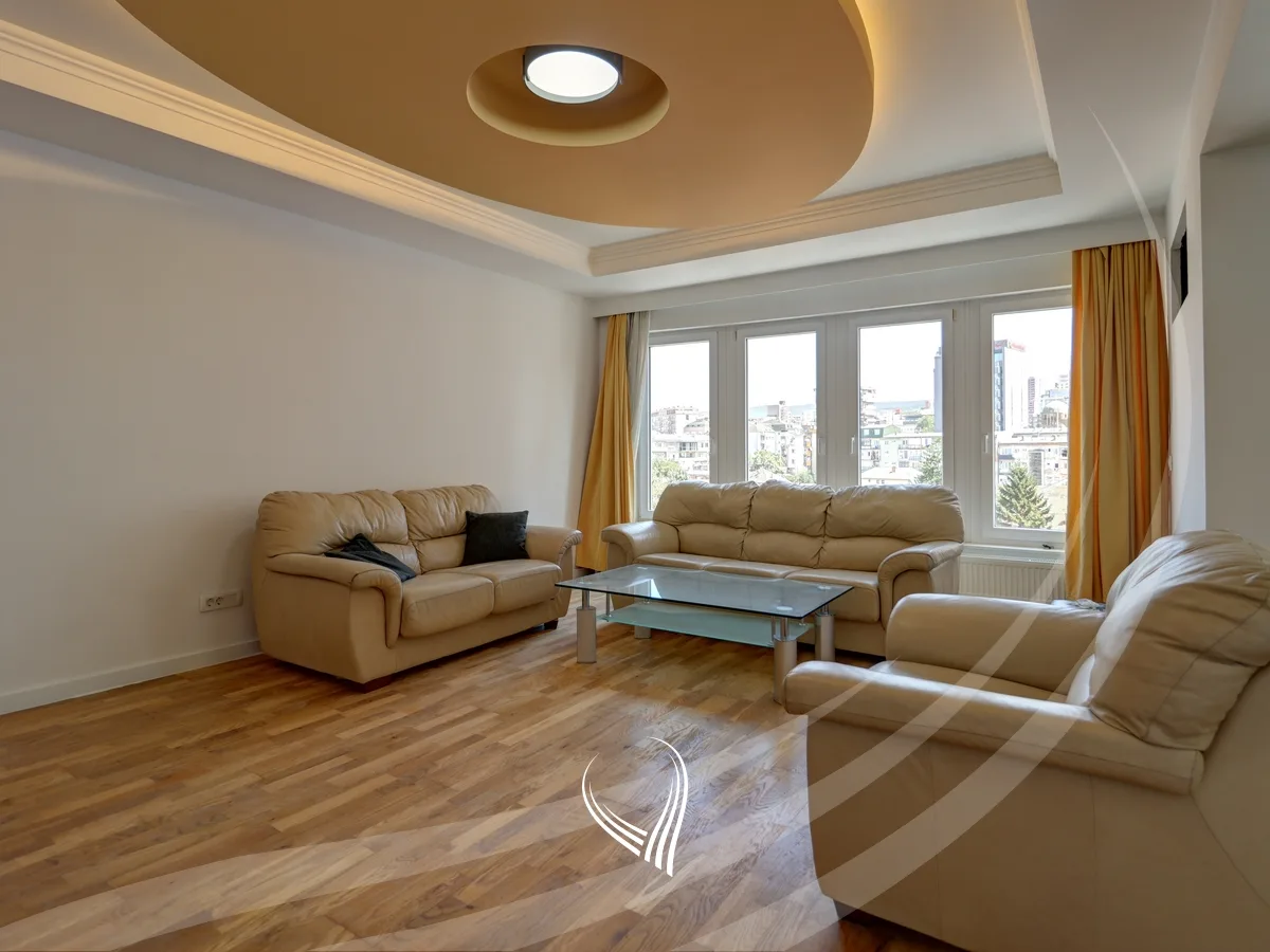 Banesë me 3 dhoma gjumi me qira në lagjen Pejton