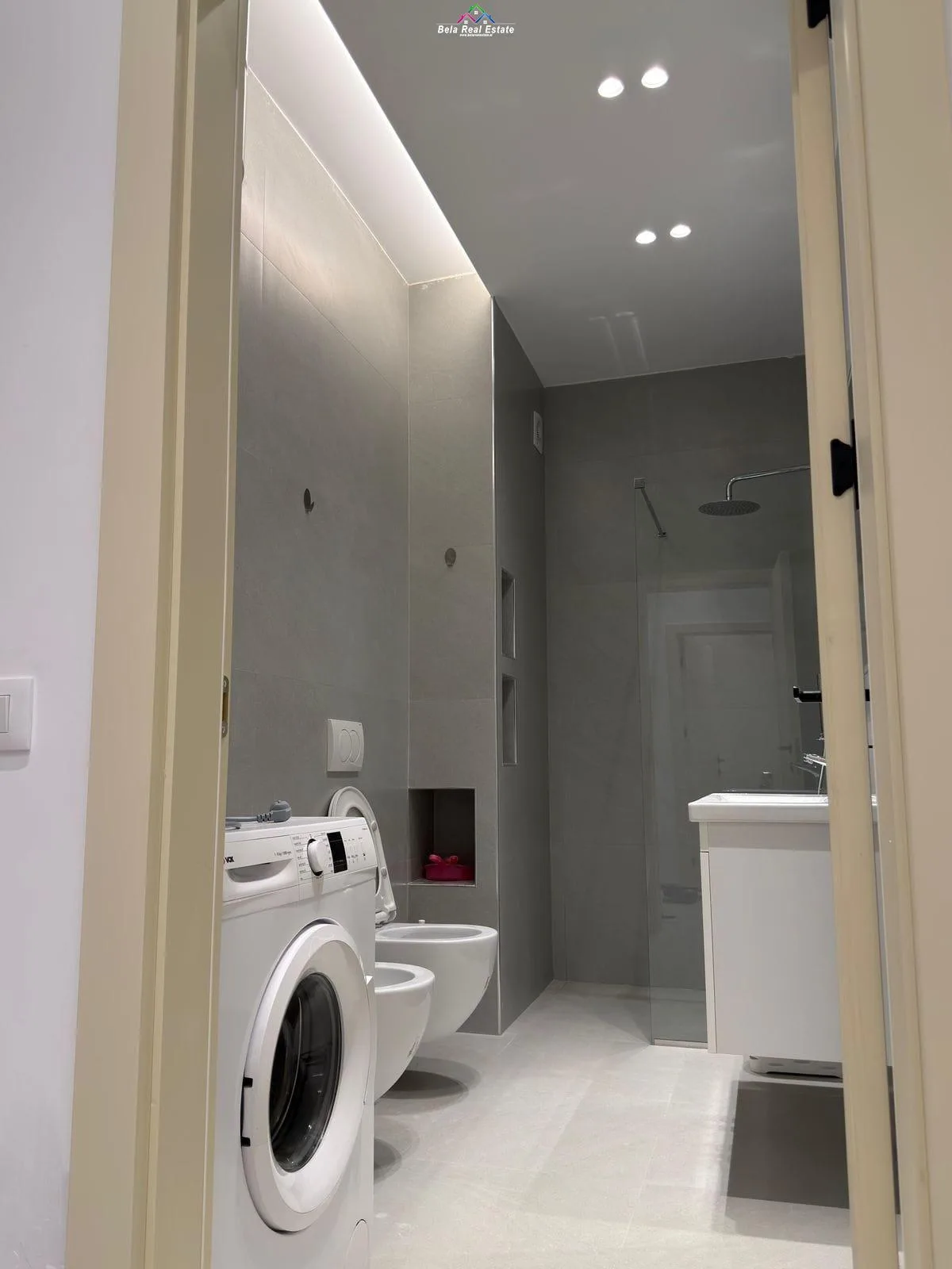 Apartament Me Qera 1+1+post parkimi Ne Shkoze ( ID B2101693) Tirane