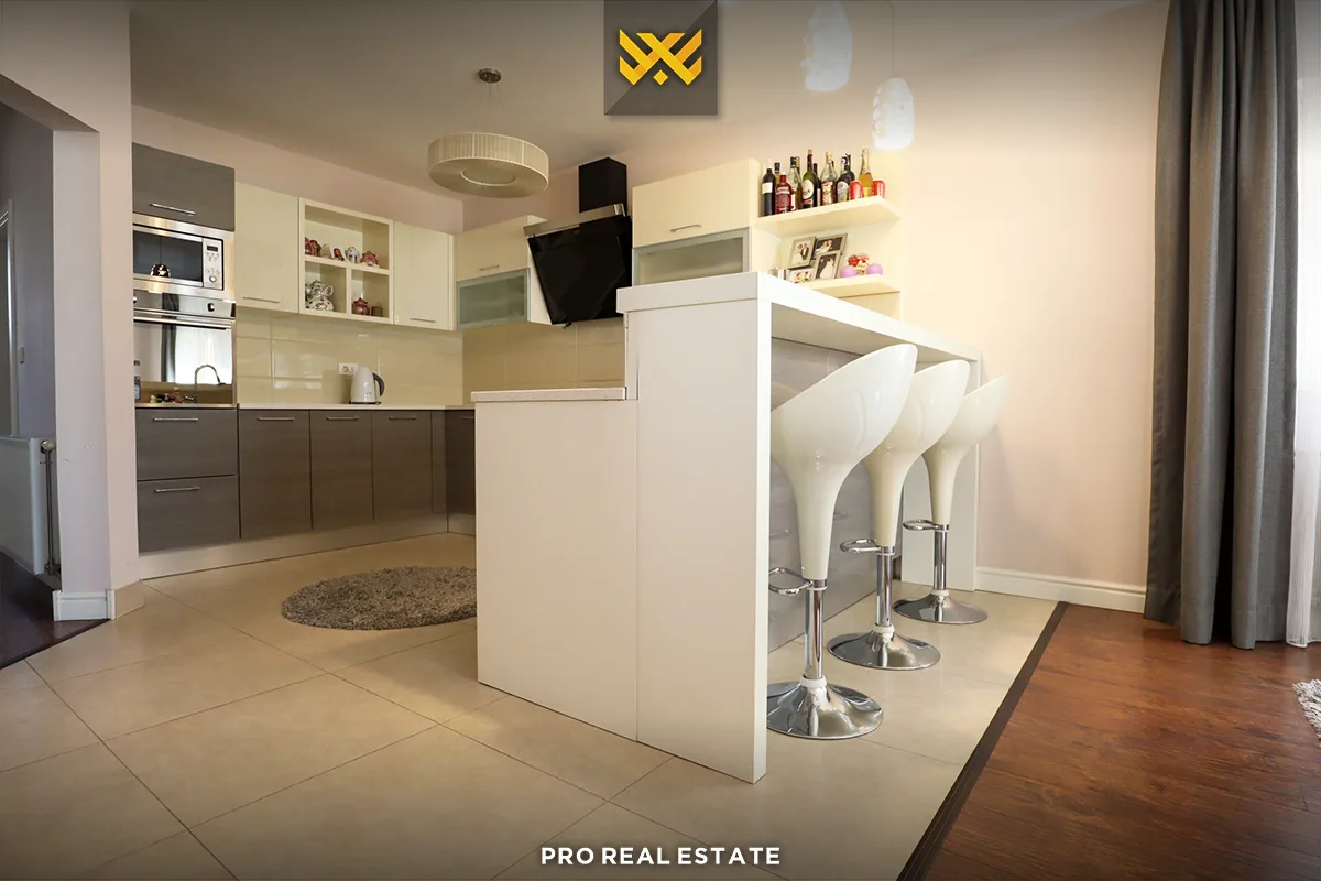 Shtëpi 210m² me #QIRA te Prishtina e Re.