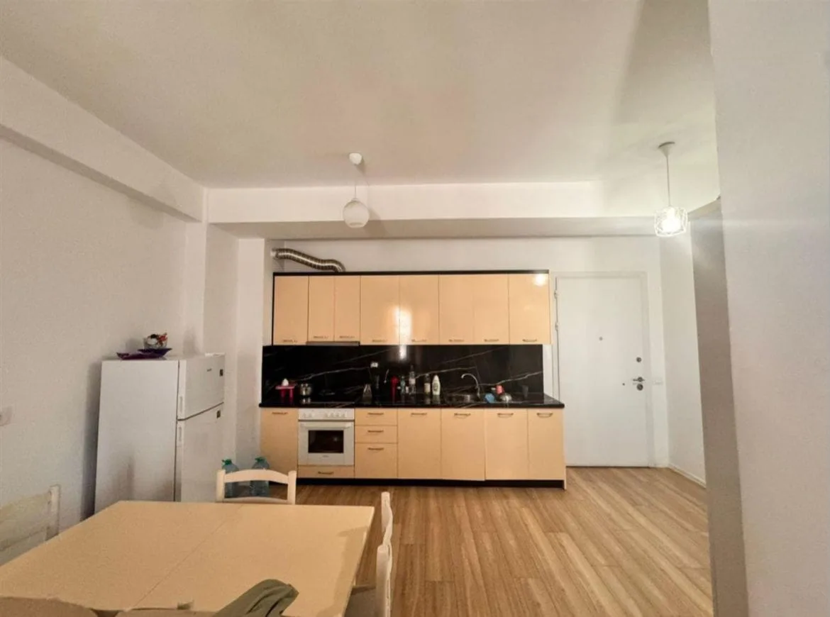 Apartament me Qera 2+1 tek Ali Demi (ID B2201427) Tirane