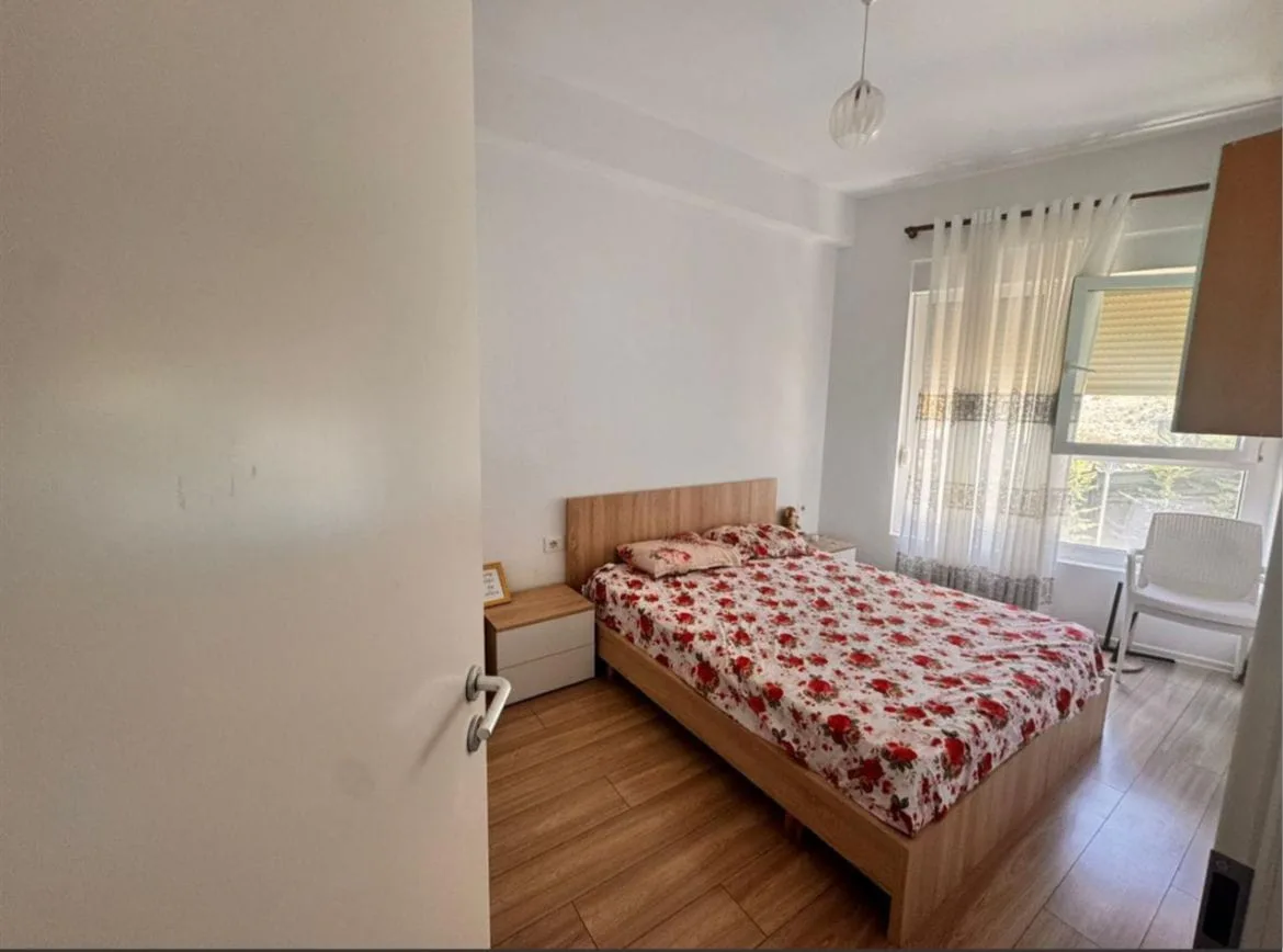 Apartament me Qera 2+1 tek Ali Demi (ID B2201427) Tirane