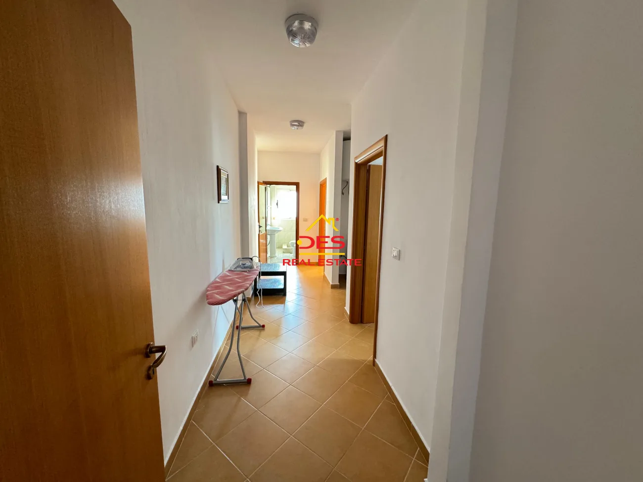 Jepet me qira apartament 2+1+2 pranë hotel partner,vlorë