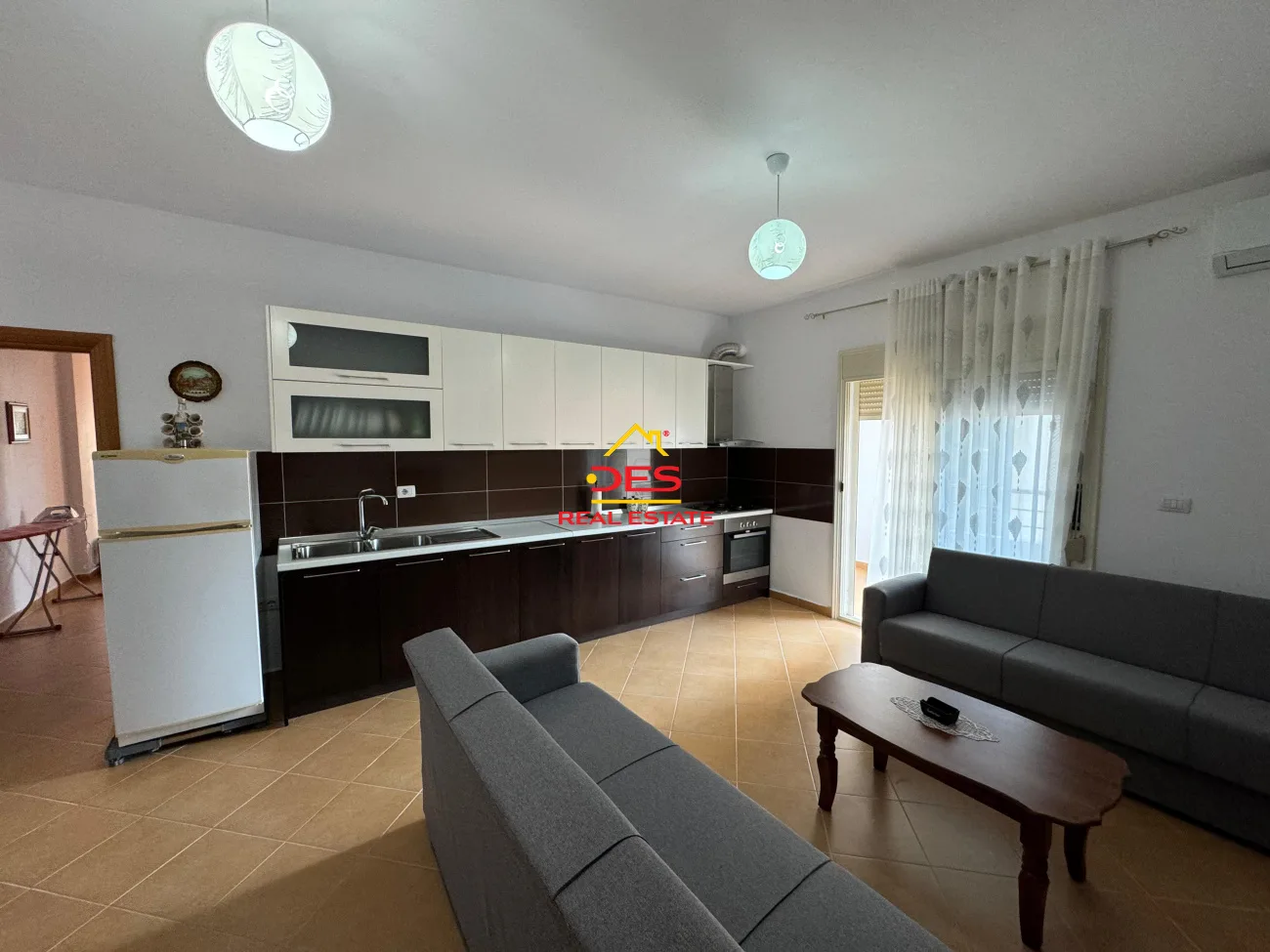 Jepet me qira apartament 2+1+2 pranë hotel partner,vlorë
