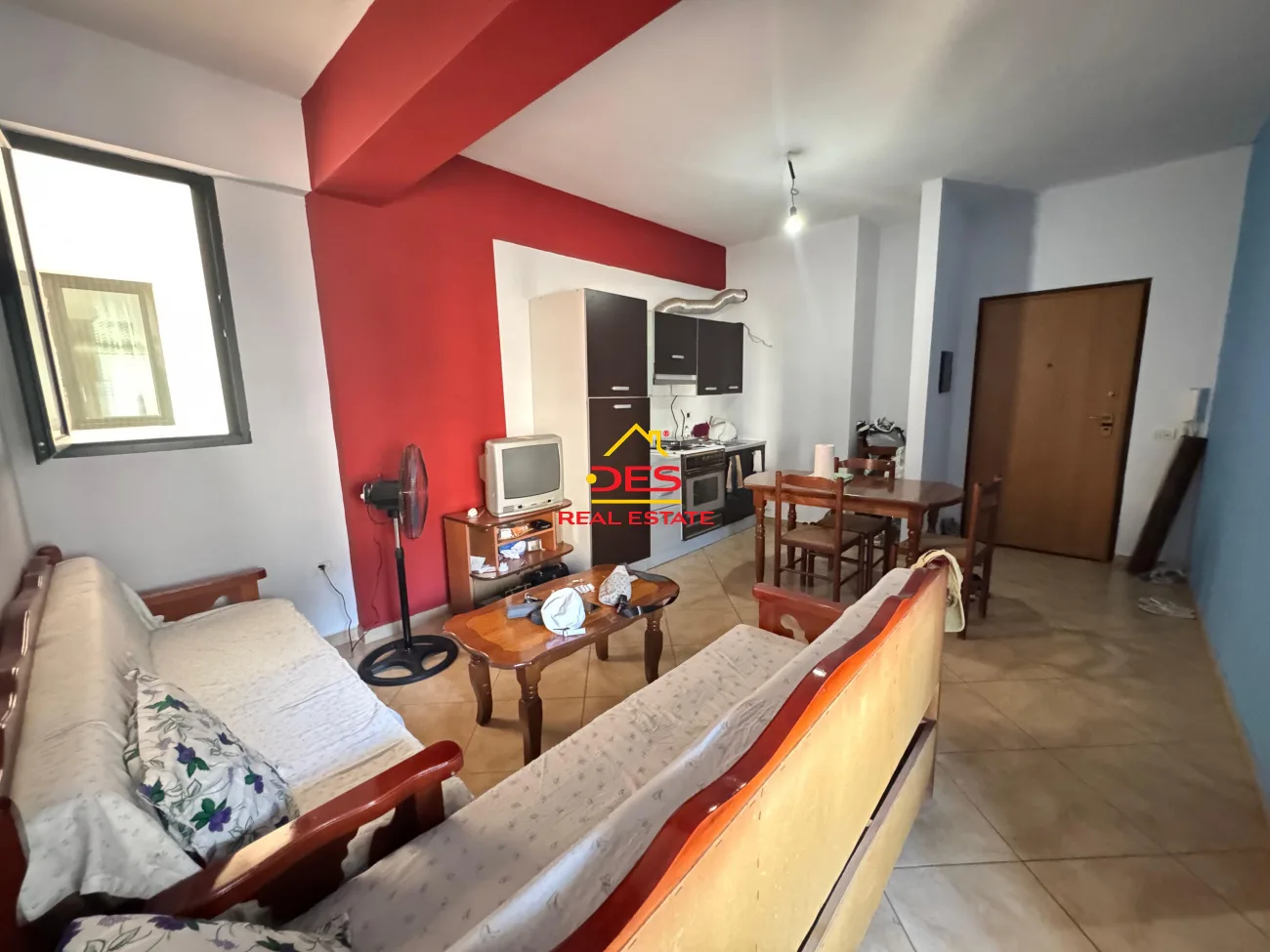 Jepet me qira apartament 2+1 te “rruga e çipajve, vlorë