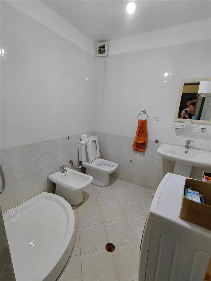 Apartament Me Qera 2+1+2 Ne Astir (ID B2201430) Tirane