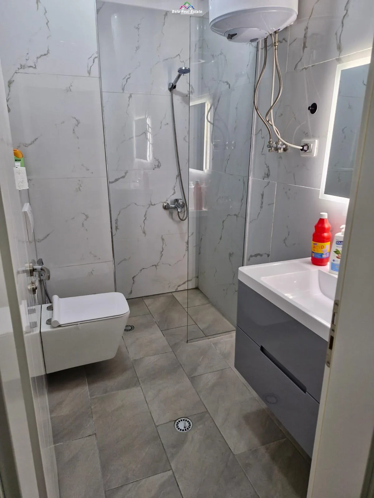 Apartament Me Qera 2+1 Tek Rruga e Elbasanit (ID B2201174) Tirane.