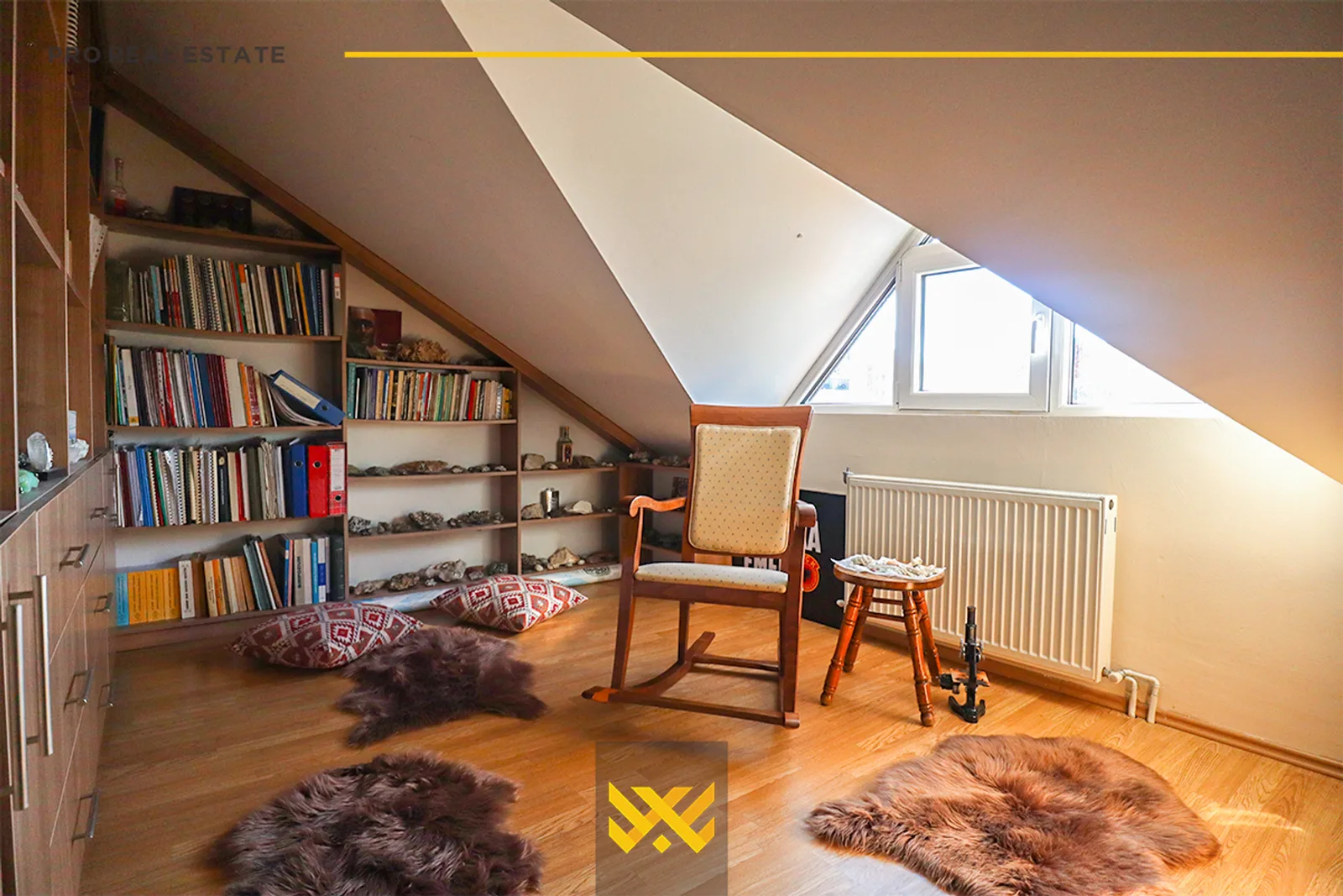 Shtëpi 380m² në #SHITJE në Velani.