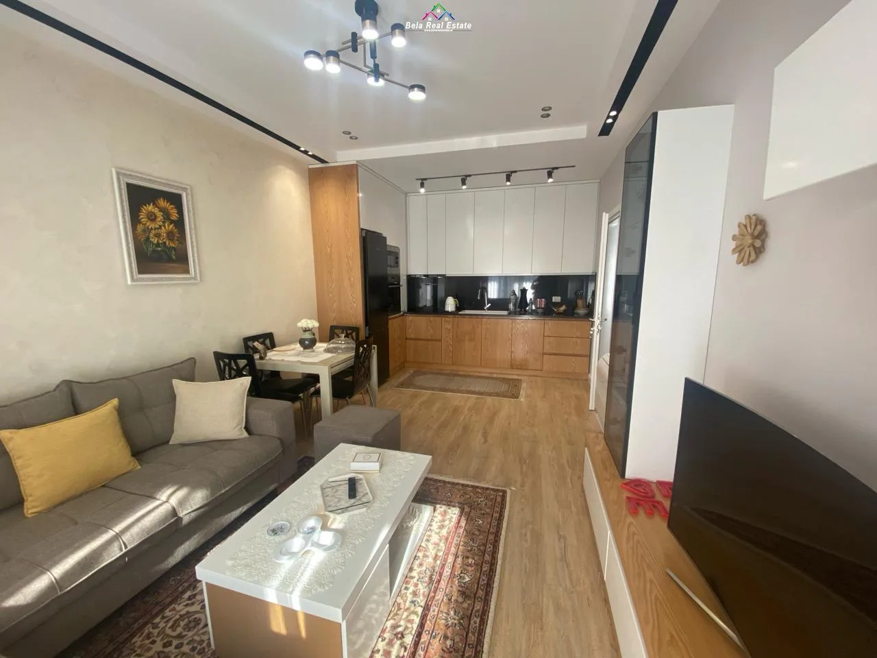 Apartament 1+1 Me Qera Tek 21 Dhjetori (ID B210561) Tirane