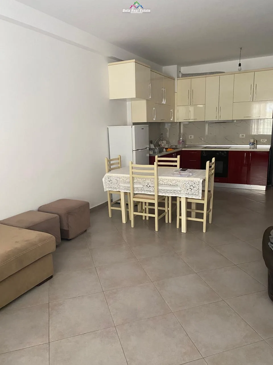 Apartament Me Qera 2+1 Tek Kodra E Diellit  ( ID B2201922) Tirane