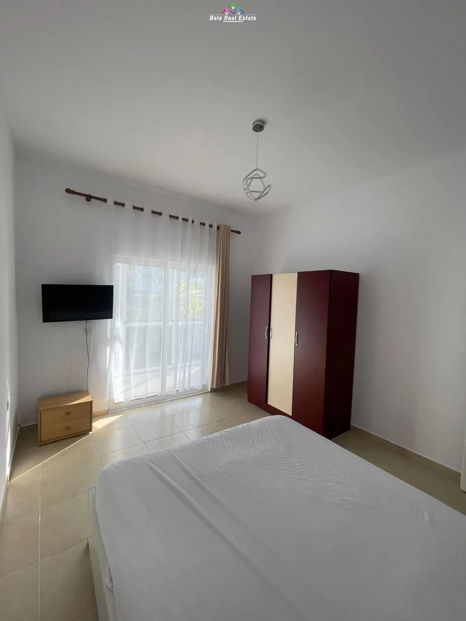 Apartament me qera 1+1+Post Parkimi tek Vilat Gjermane(ID B210843) Tirane