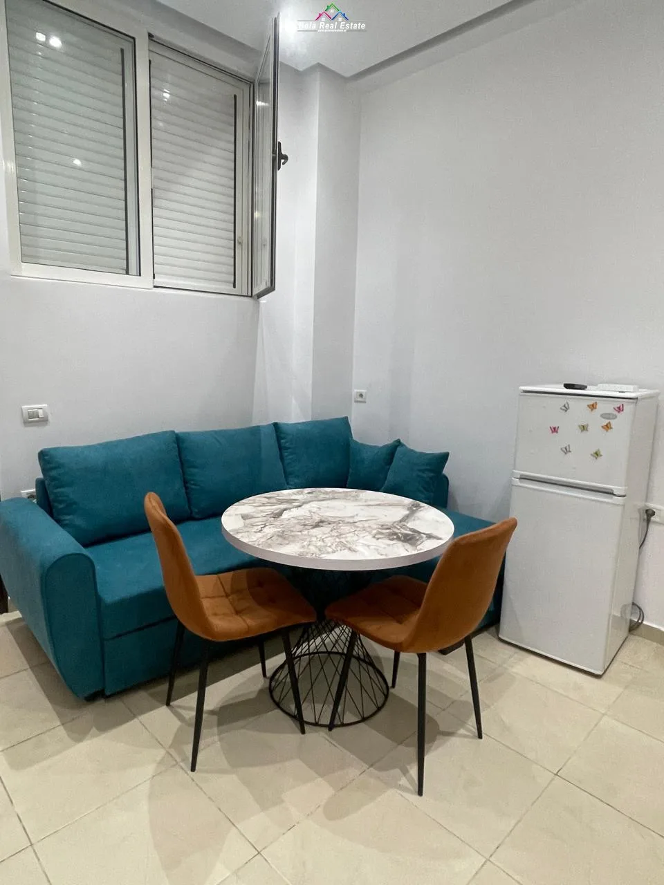 Apartament me qera 1+1+Post Parkimi tek Vilat Gjermane(ID B210843) Tirane