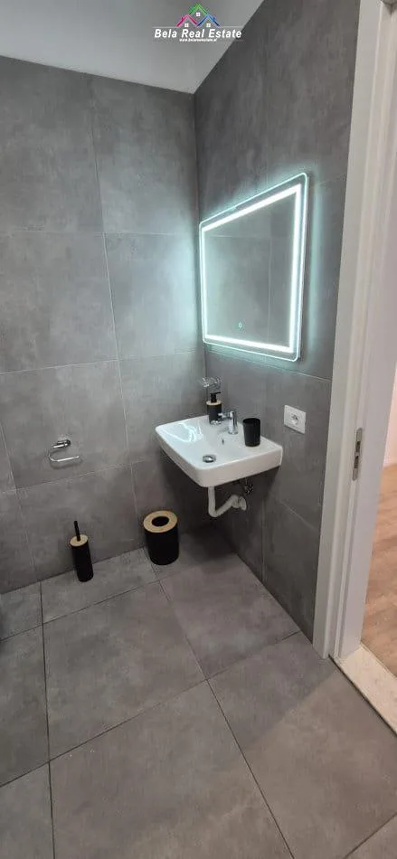 Apartament Me Qera 2+1 Tek Univers City (ID B2201710) Tirane