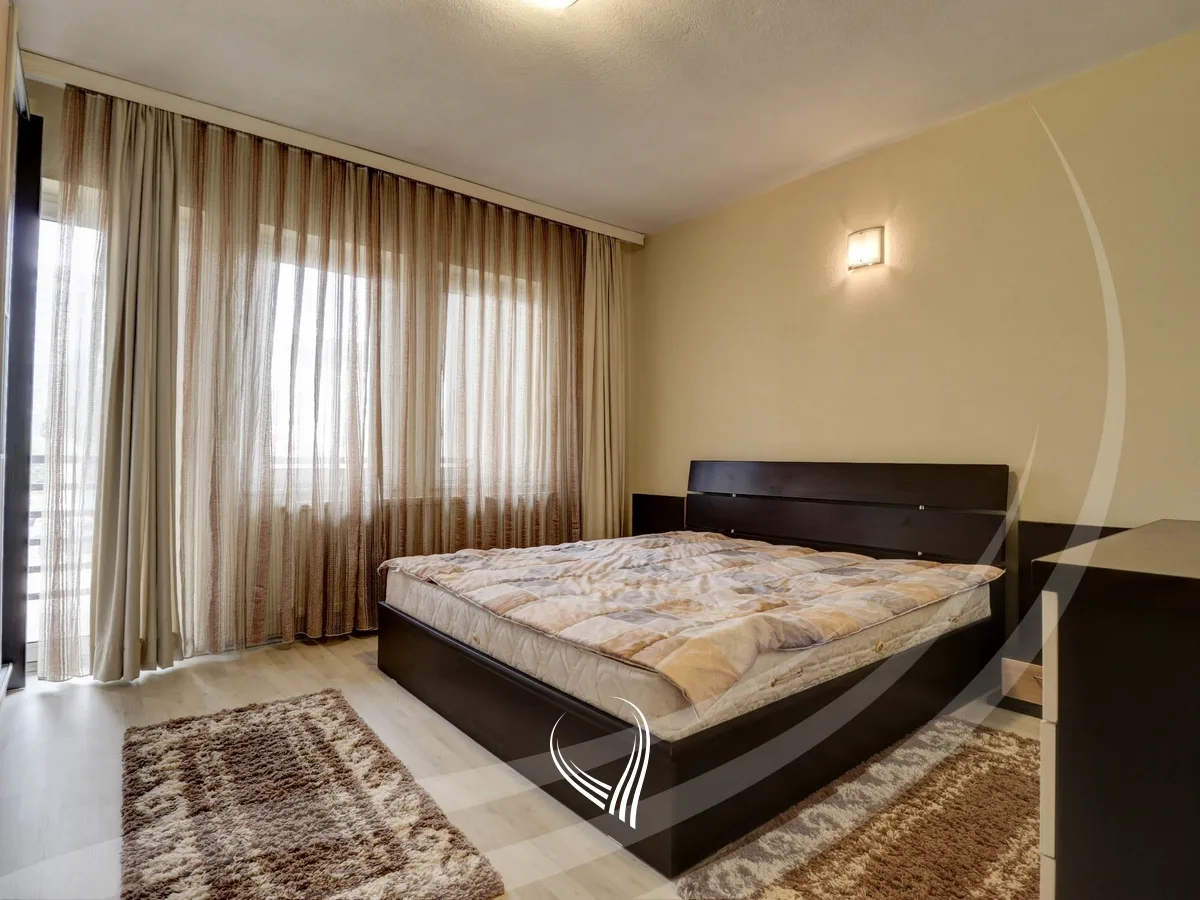 Banesë me 2 dhoma gjumi me qira në lagjen Tophane