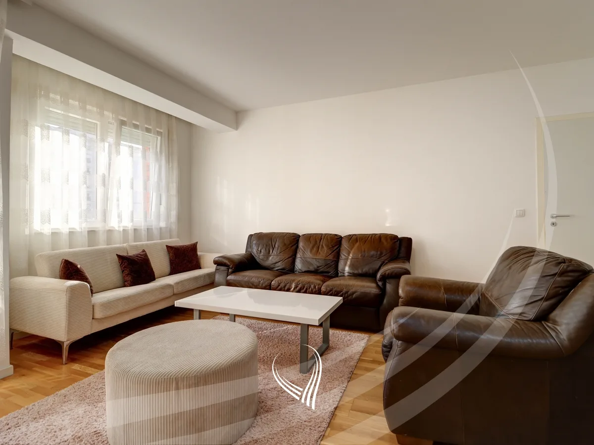 Banesë me 2 dhoma gjumi me qira në lagjen e Muhaxherëve