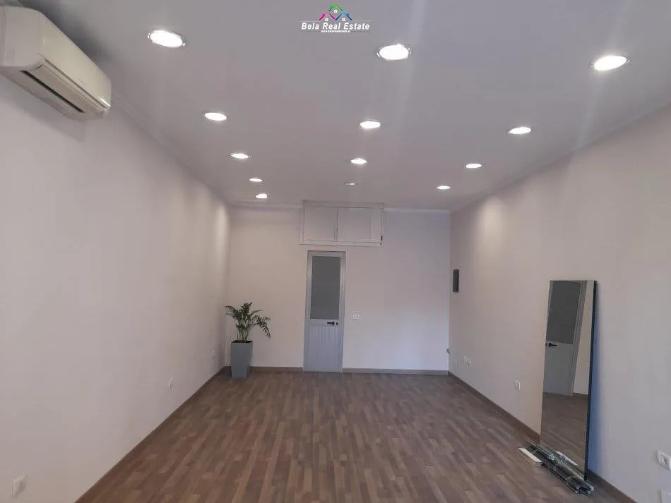 Dyqan Me Qera Tek Mine Peza (ID BD21753) Tirane