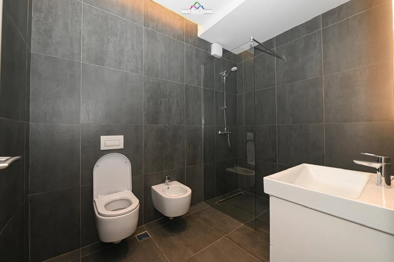 Apartament Me Qera 2+1+2 Tek Kompleksi Delijorgji (ID B2201701) Tirane