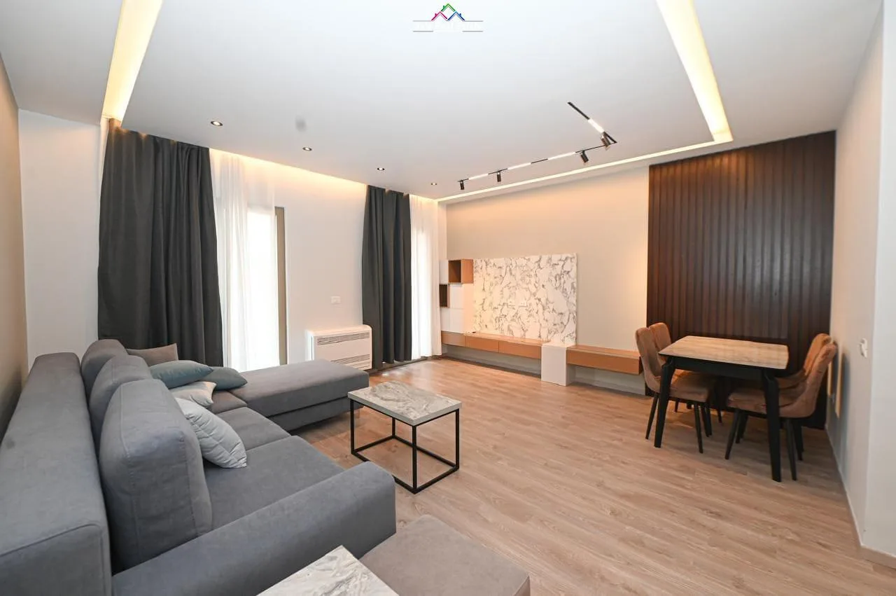 Apartament Me Qera 2+1+2 Tek Kompleksi Delijorgji (ID B2201701) Tirane