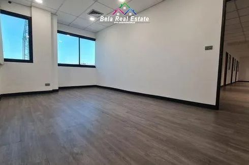 Zyre Me Qera Tek Selvia (ID BZ2443) Tirane