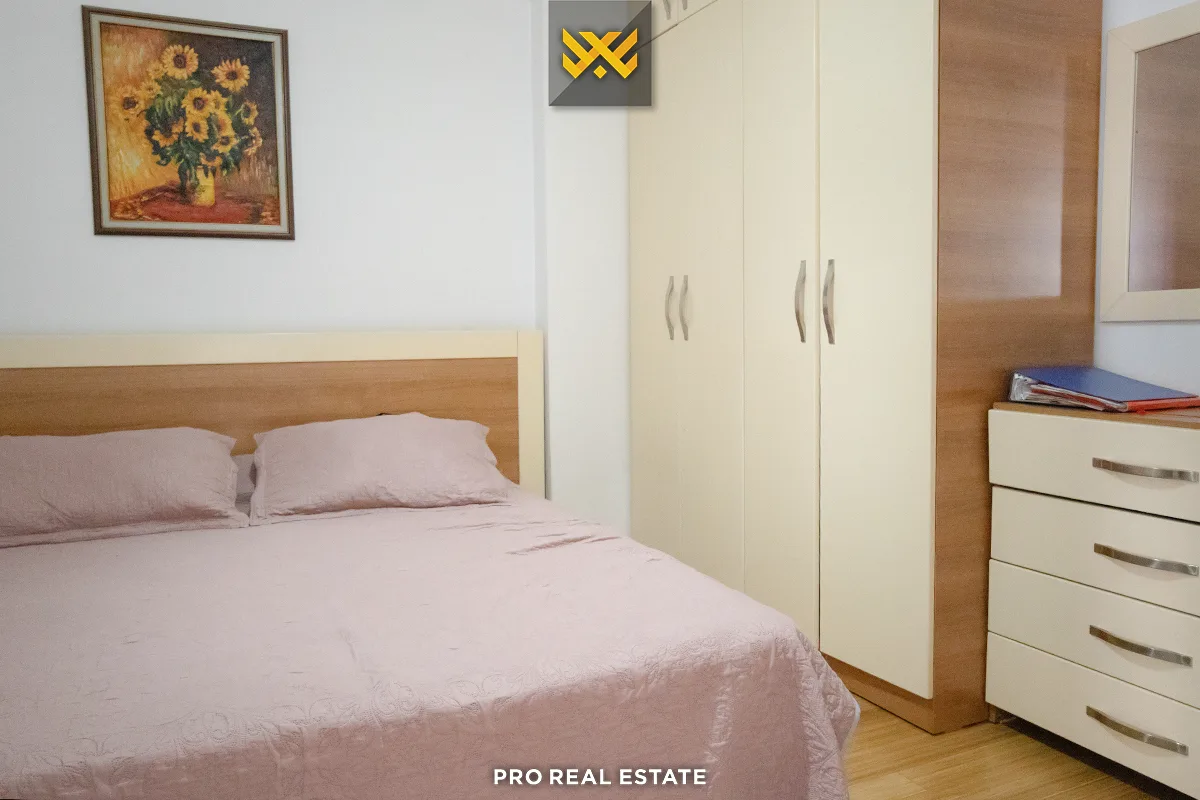 Banesë 84m² për #SHITJE në Rrugën B.