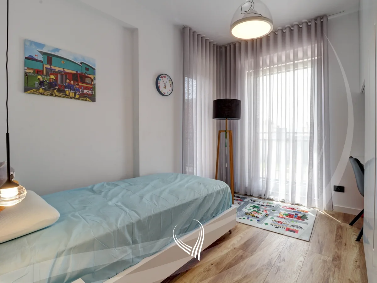 Banesë me 3 dhoma gjumi me qira në lagjen Arberia-Dragodan