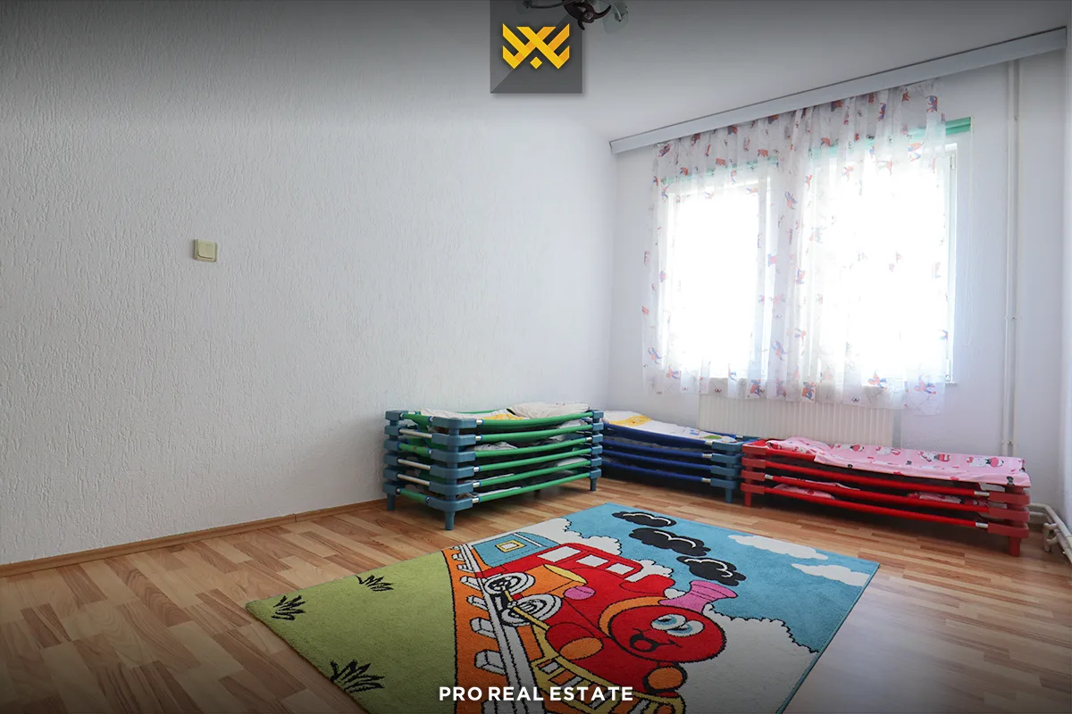 Shtëpi 300m² për #SHITJE te Mati 1.