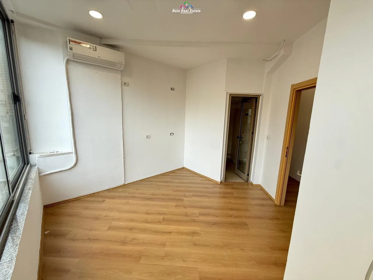 Zyre Me Qera Ne Qender (ID BZ2842) Tirane