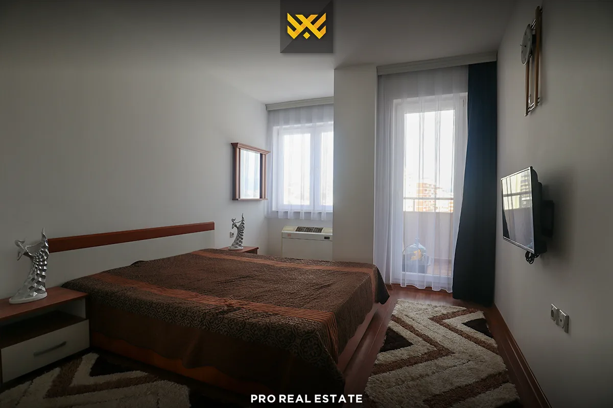 Banesë Penthouse 175m² + 70m² me #QIRA në Dragodan