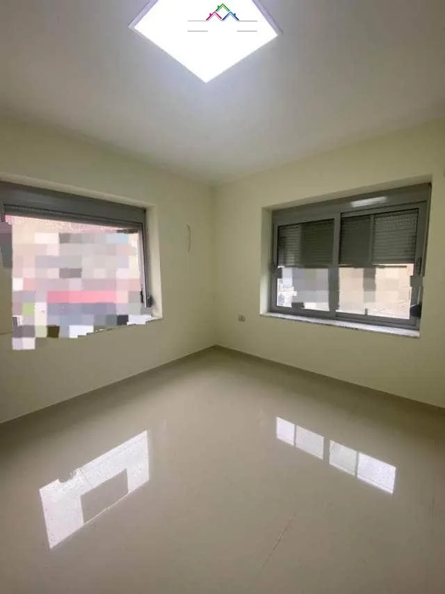 Jepet Me Qera Zyre tek Rruga Bardhyl (ID BZ2234) Tirane.